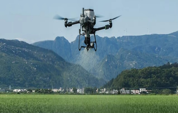 Perbedaan antara baterai lipo dan baterai semi-solid？